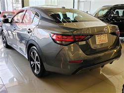 نیسان سێنترا